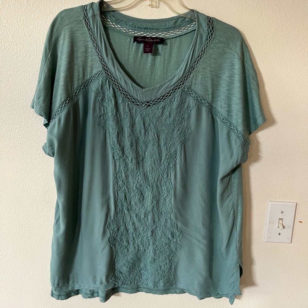 Gloria Vanderbilt dark mint green blouse size L